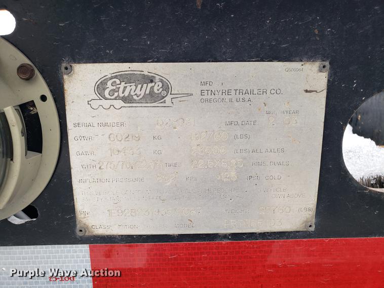 image for item AV9354 2003 Etnyre DRTNSSTD3 low boy equipment trailer