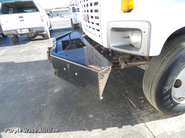 image for item DB2161 2005 GMC C7500 dump truck