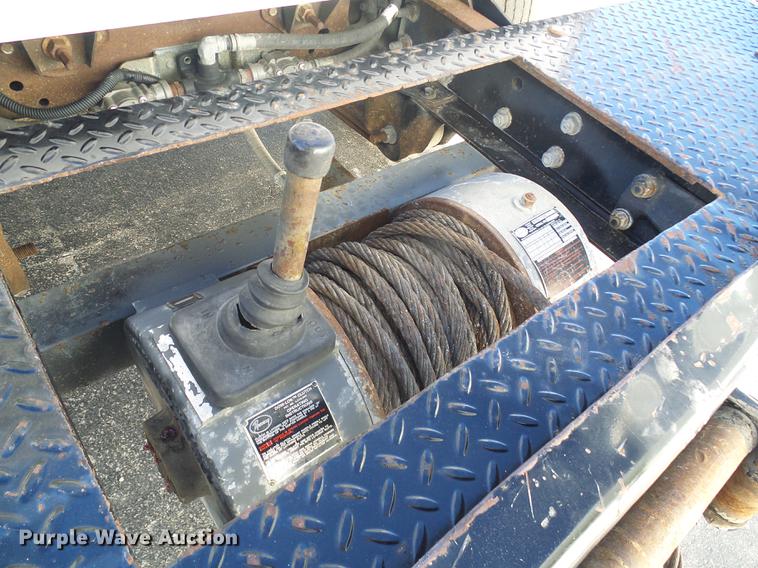 image for item DB2161 2005 GMC C7500 dump truck