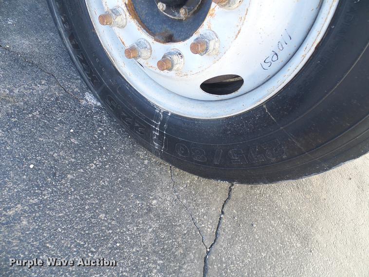 image for item DB2161 2005 GMC C7500 dump truck