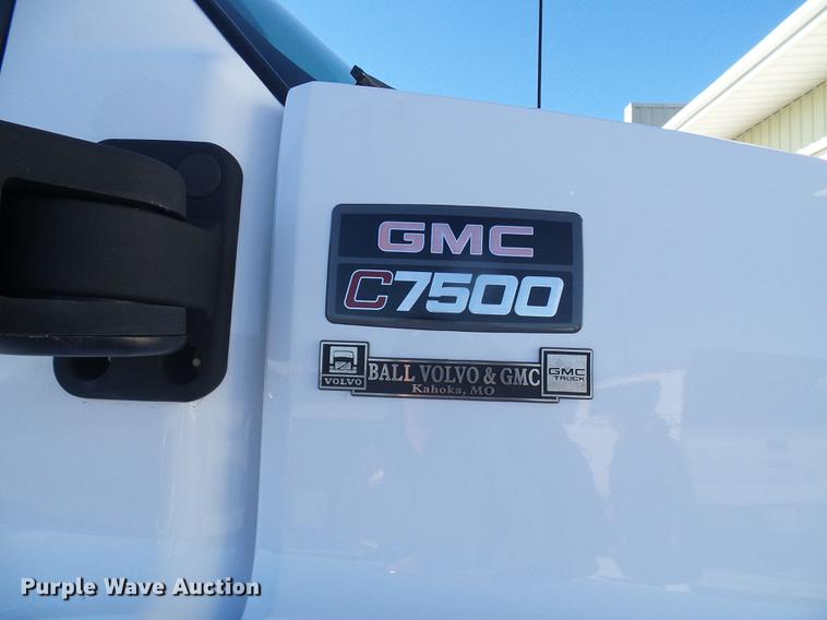 image for item DB2161 2005 GMC C7500 dump truck