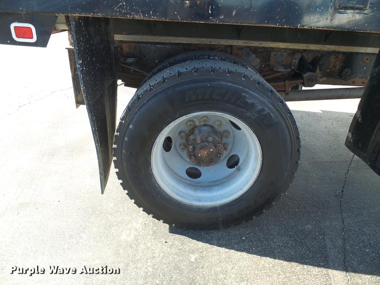 image for item DB2161 2005 GMC C7500 dump truck