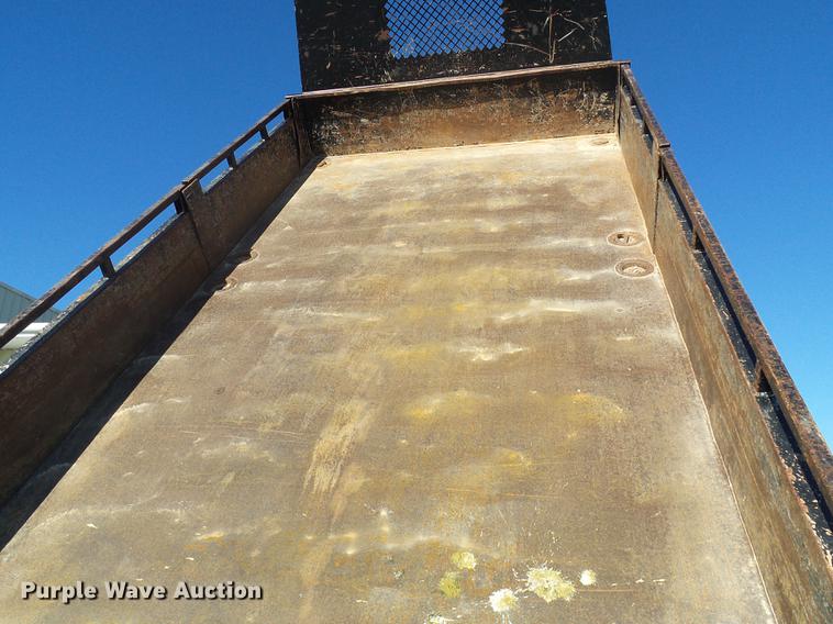 image for item DB2161 2005 GMC C7500 dump truck