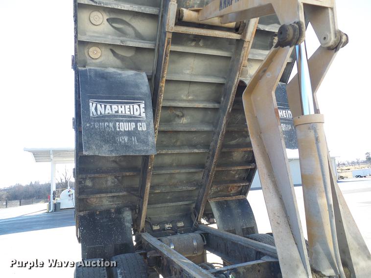 image for item DB2161 2005 GMC C7500 dump truck