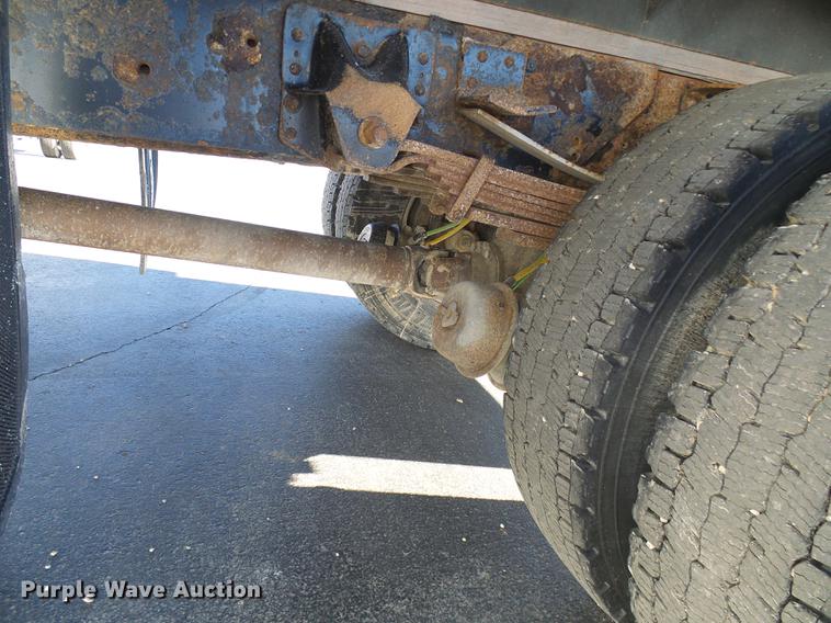 image for item DB2161 2005 GMC C7500 dump truck