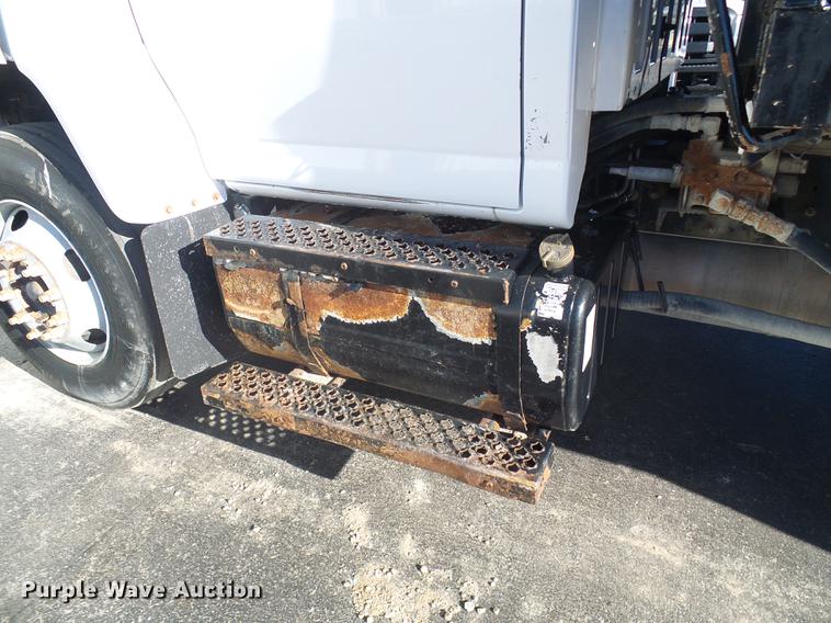 image for item DB2161 2005 GMC C7500 dump truck