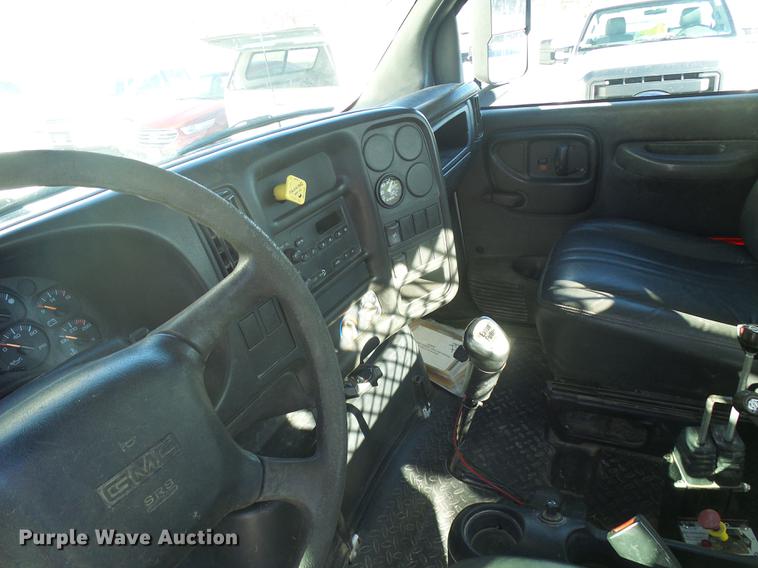 image for item DB2161 2005 GMC C7500 dump truck