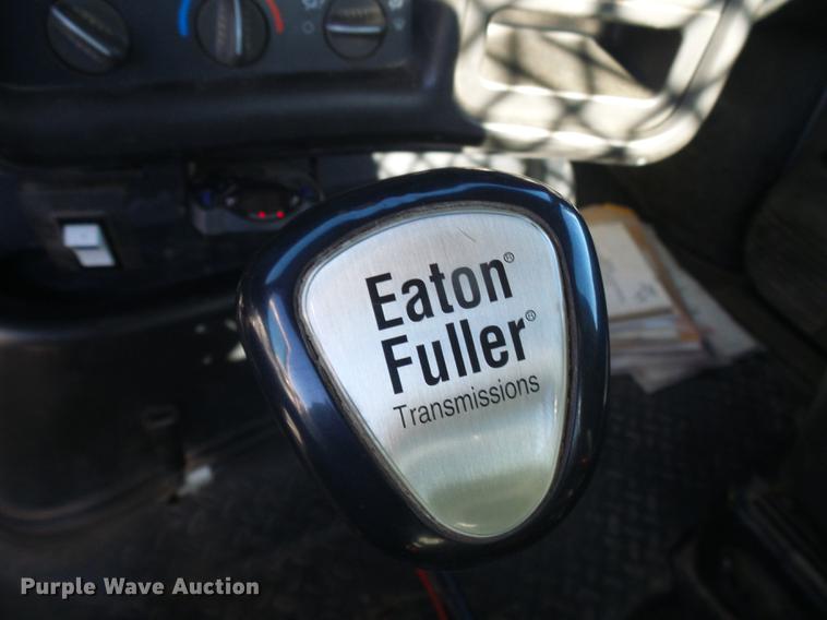 image for item DB2161 2005 GMC C7500 dump truck