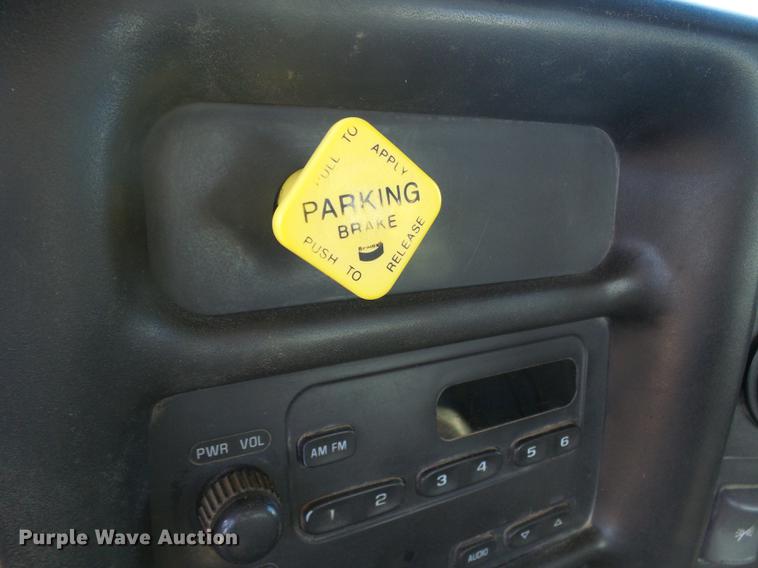 image for item DB2161 2005 GMC C7500 dump truck