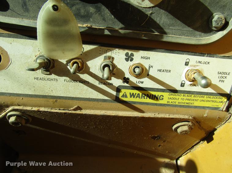 image for item DB6915 1986 Fiat-Allis FG85 motor grader