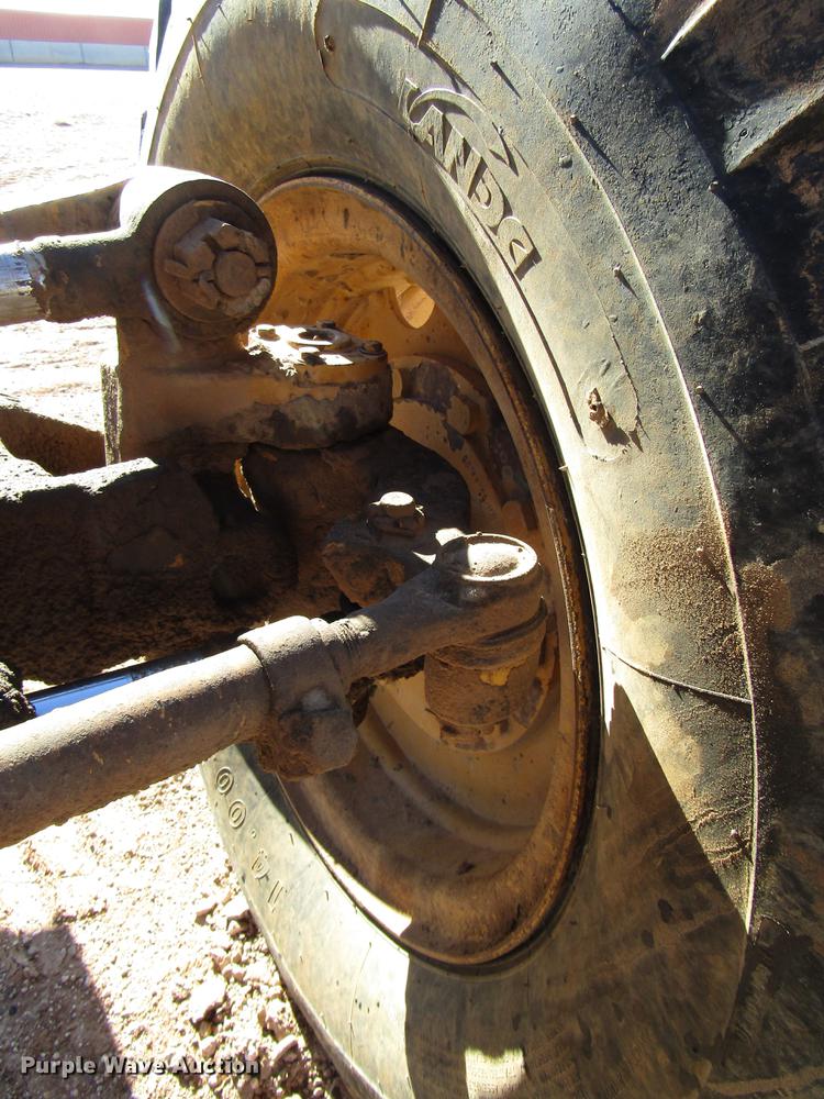 image for item DB6915 1986 Fiat-Allis FG85 motor grader