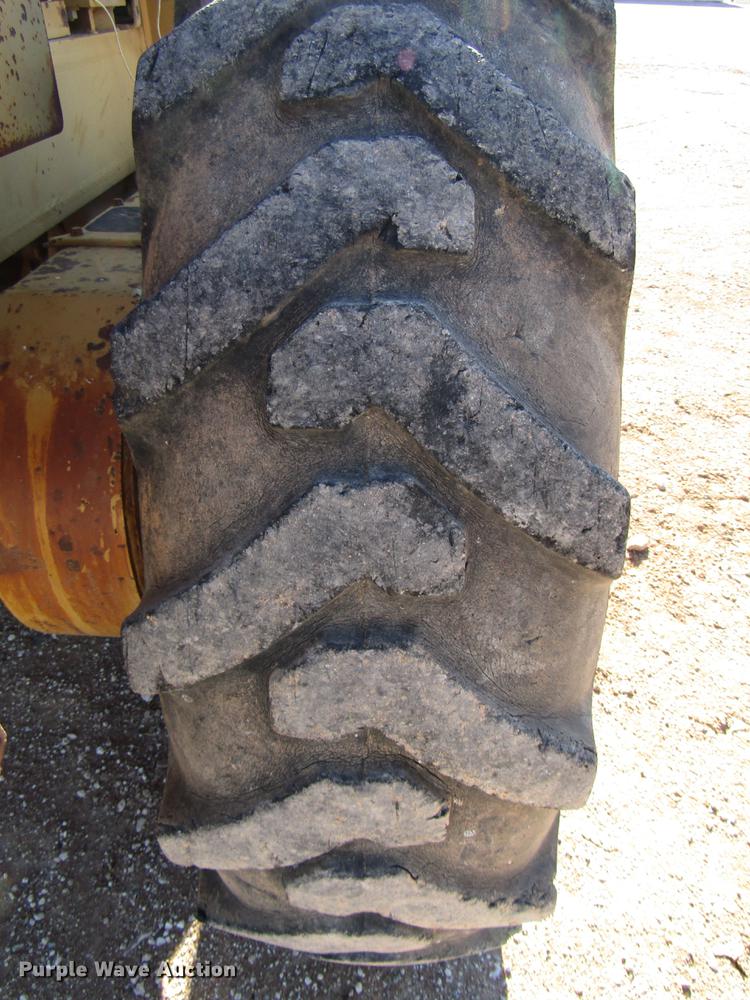 image for item DB6915 1986 Fiat-Allis FG85 motor grader