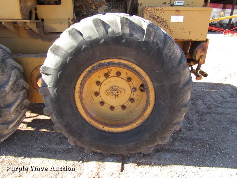 image for item DB6915 1986 Fiat-Allis FG85 motor grader