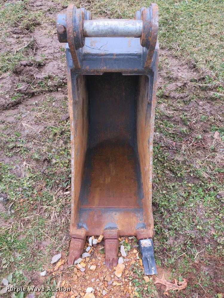 image for item DB8914 2017 Case CX60C mini excavator