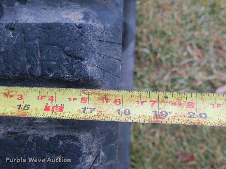 image for item DB8915 2016 Case TV380 skid steer