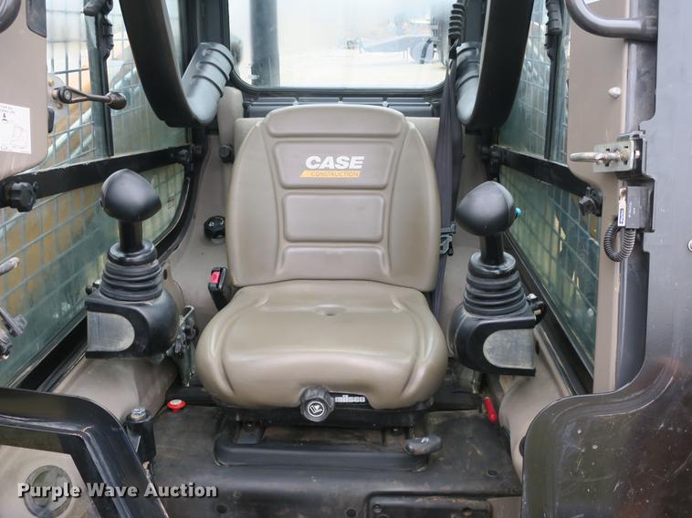 image for item DB8915 2016 Case TV380 skid steer