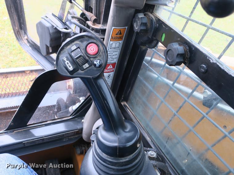 image for item DB8915 2016 Case TV380 skid steer