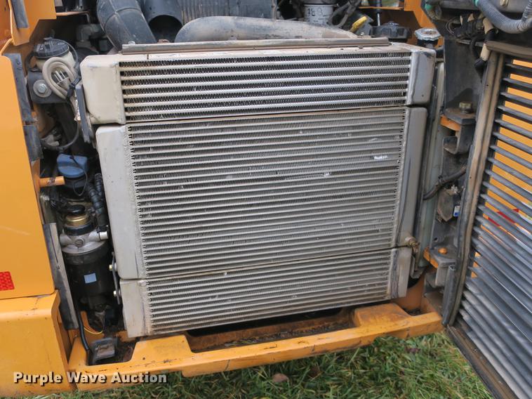 image for item DB8915 2016 Case TV380 skid steer