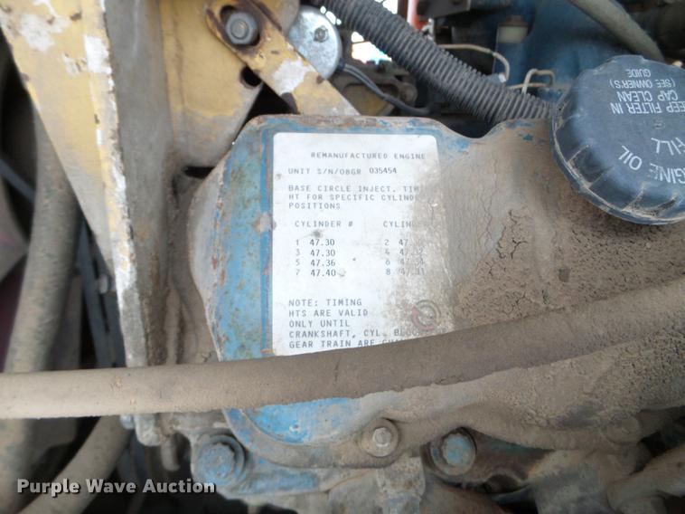 image for item DC4694 1984 Grove 527.5 crane