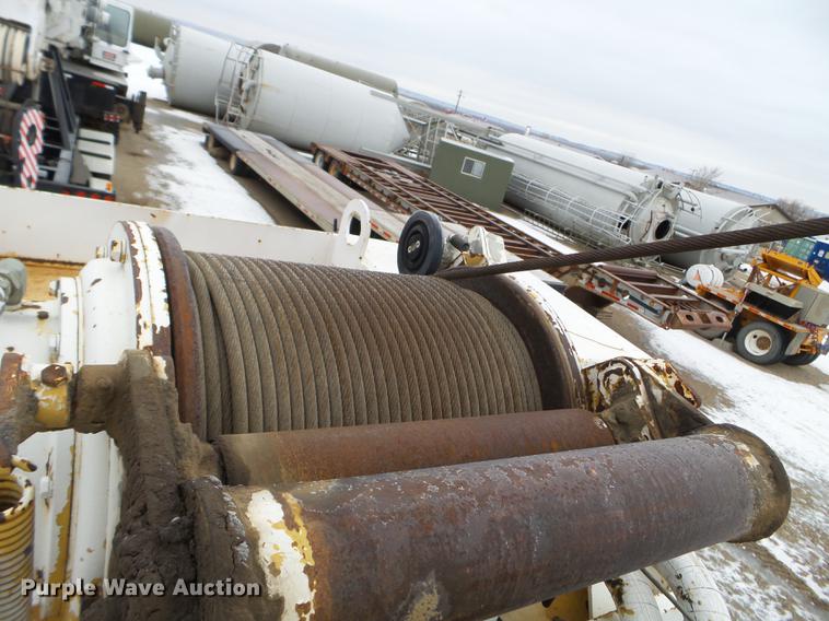 image for item DC4694 1984 Grove 527.5 crane