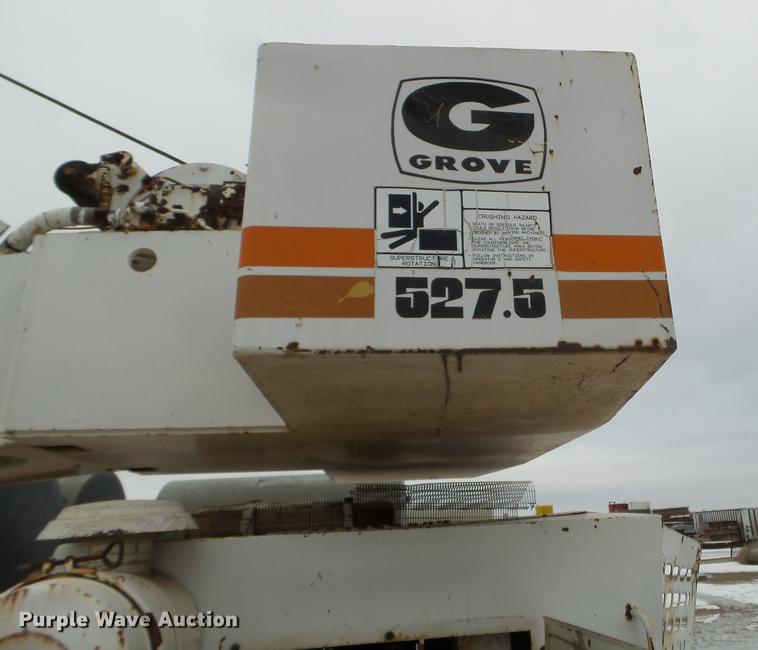 image for item DC4694 1984 Grove 527.5 crane