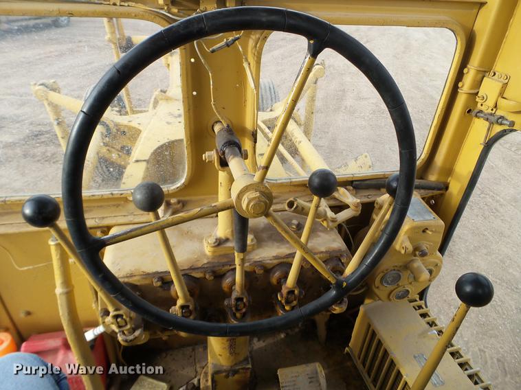 image for item DC4697 Caterpillar 212 rigid frame motor grader