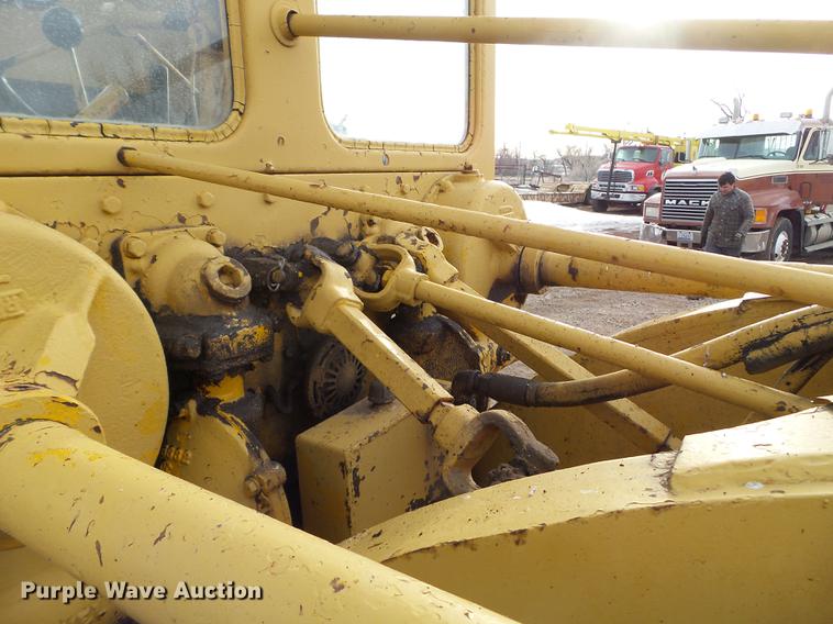 image for item DC4697 Caterpillar 212 rigid frame motor grader