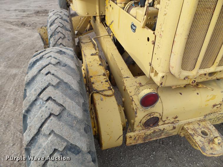 image for item DC4697 Caterpillar 212 rigid frame motor grader