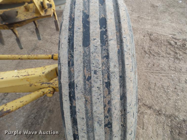 image for item DC4697 Caterpillar 212 rigid frame motor grader