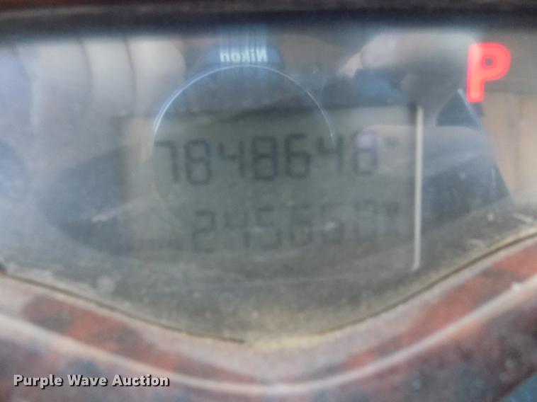 image for item DD3564 2001 Mack Vision 460 semi truck