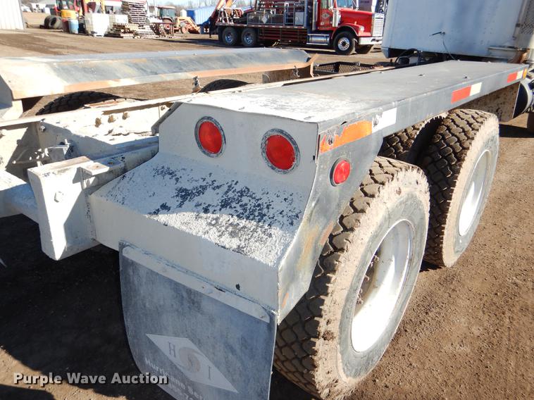 image for item DD8976 1995 International Paystar 5000 truck cab and chassis