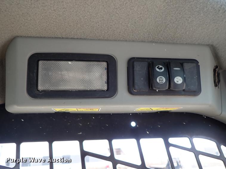 image for item DF8680 2015 Caterpillar 259D skid steer