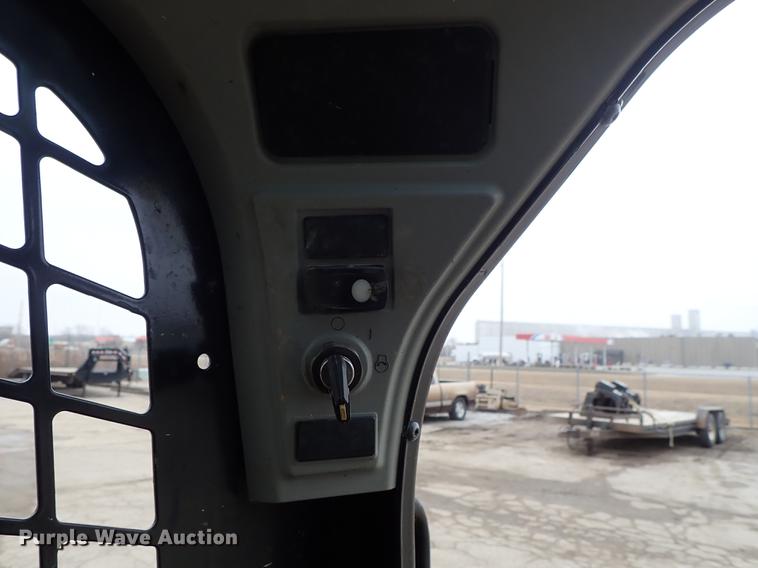 image for item DF8680 2015 Caterpillar 259D skid steer