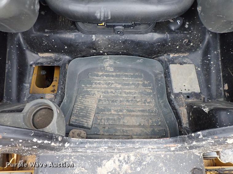 image for item DF8680 2015 Caterpillar 259D skid steer