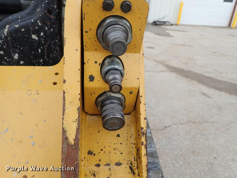 image for item DF8680 2015 Caterpillar 259D skid steer