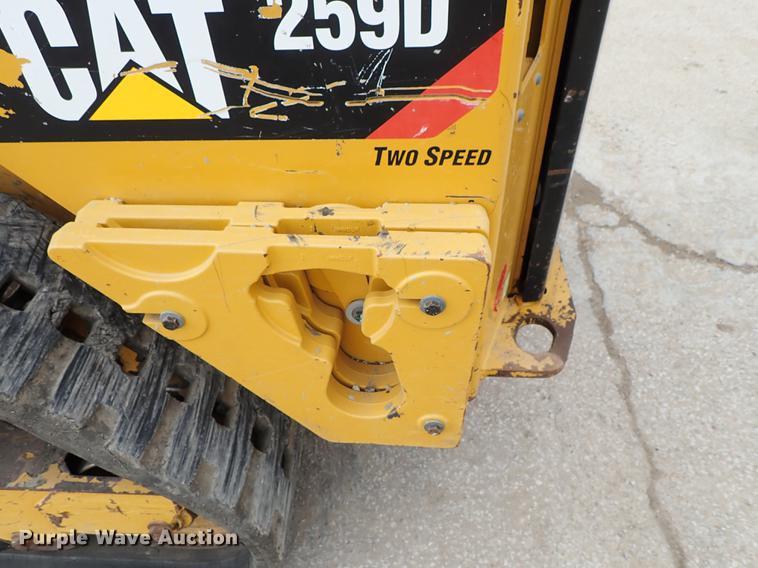 image for item DF8680 2015 Caterpillar 259D skid steer