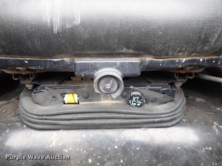 image for item DF8680 2015 Caterpillar 259D skid steer