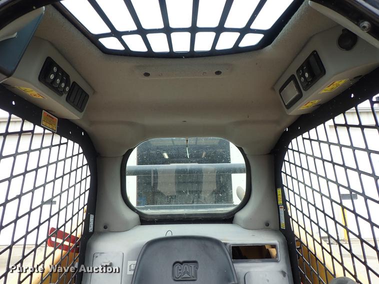 image for item DF8680 2015 Caterpillar 259D skid steer