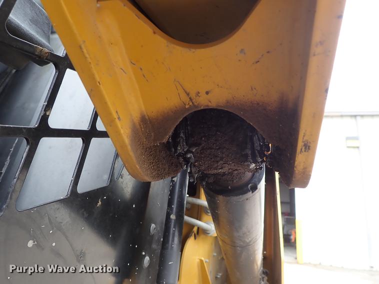 image for item DF8680 2015 Caterpillar 259D skid steer