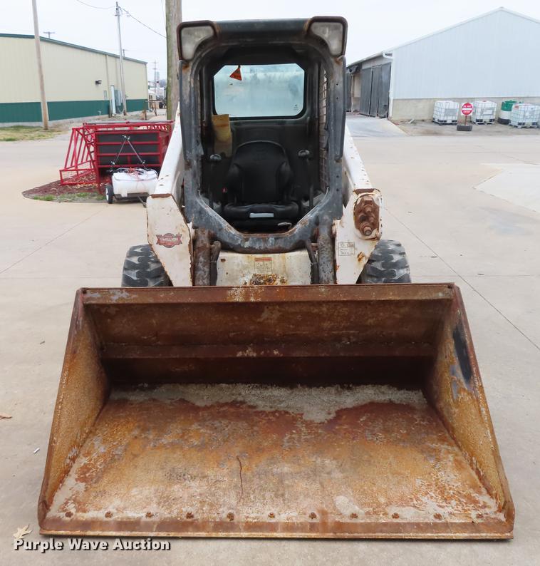 image for item DN9136 2014 Bobcat S530 skid steer