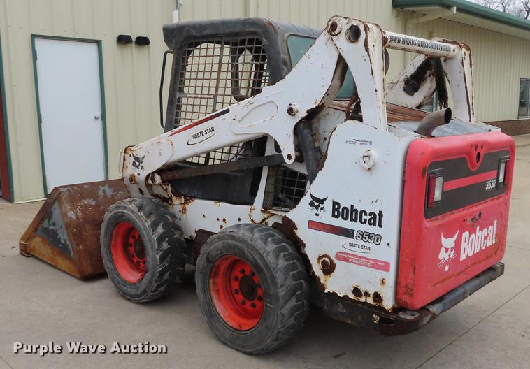 image for item DN9136 2014 Bobcat S530 skid steer