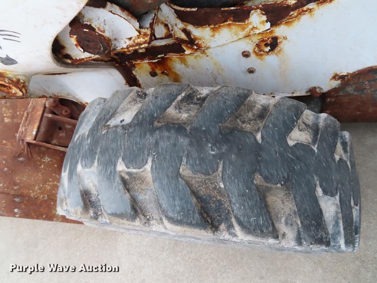 image for item DN9136 2014 Bobcat S530 skid steer