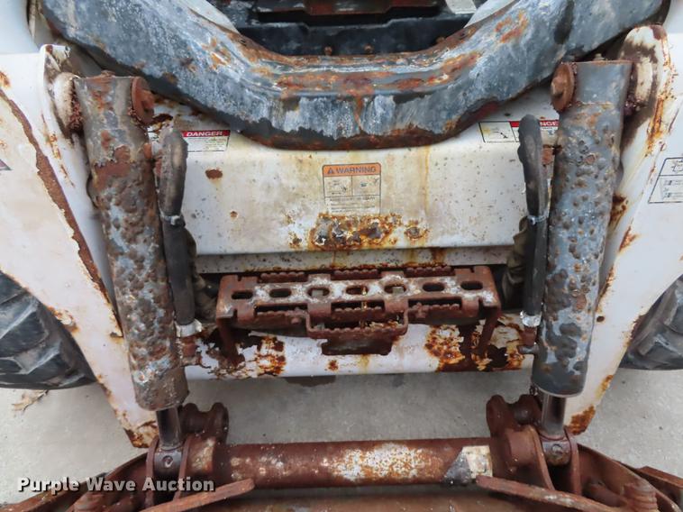 image for item DN9136 2014 Bobcat S530 skid steer