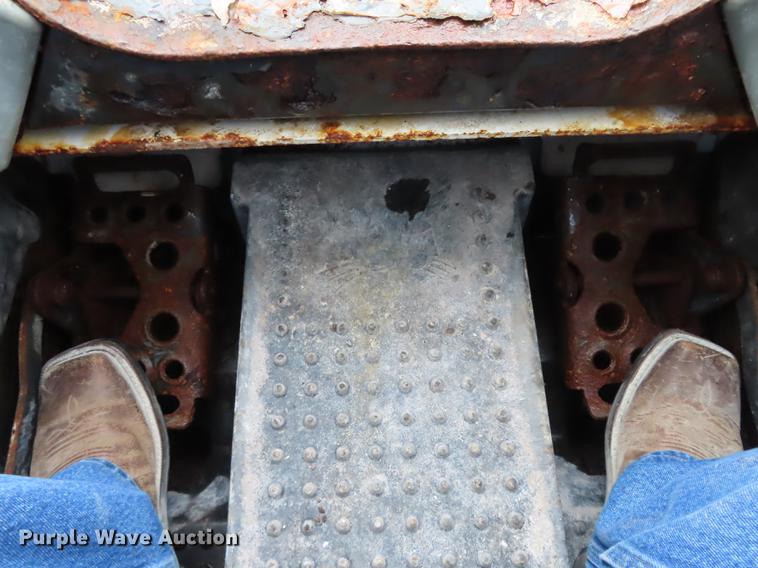 image for item DN9136 2014 Bobcat S530 skid steer