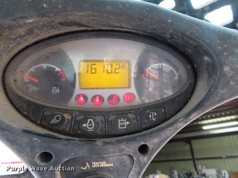 image for item DN9136 2014 Bobcat S530 skid steer