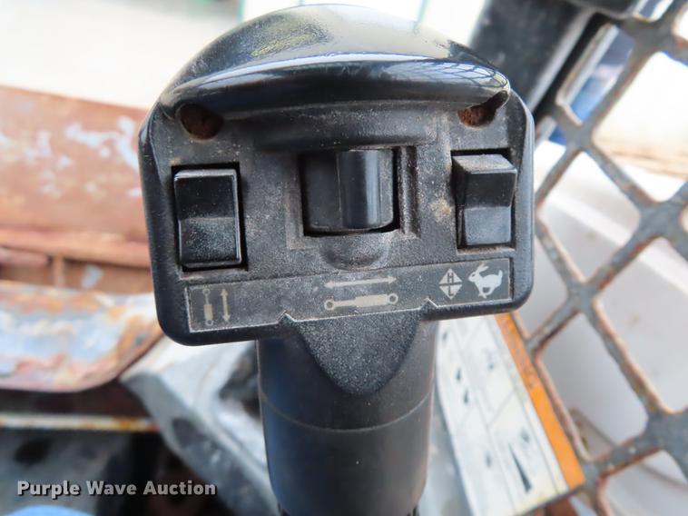 image for item DN9136 2014 Bobcat S530 skid steer