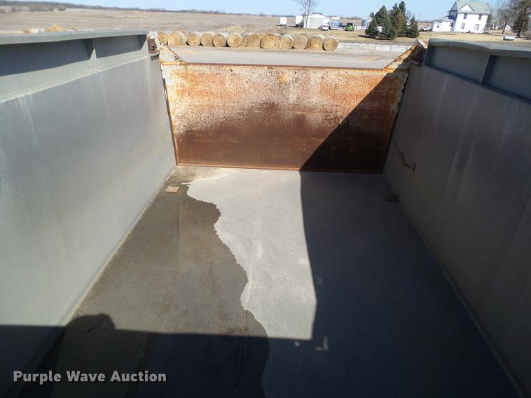 image for item DZ9292 1980 Brady end dump pup trailer