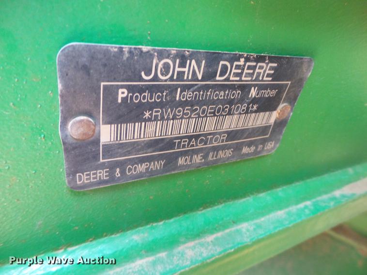 image for item EI9734 2002 John Deere 9520 4WD tractor