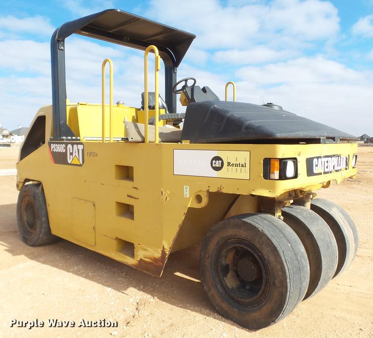 image for item EI9735 2010 Caterpillar PS360C pneumatic roller