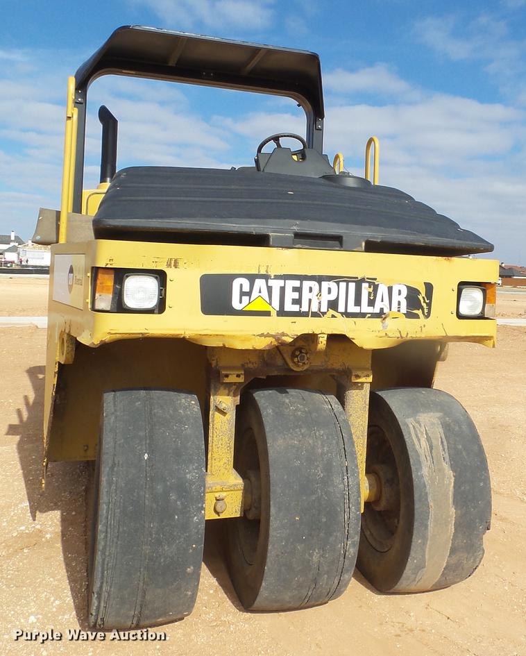 image for item EI9735 2010 Caterpillar PS360C pneumatic roller